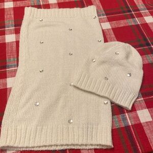 Victoria Secret hat & scarf